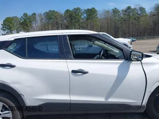 2024 Nissan Kicks S with VIN 3N1CP5BV8RL534588, listed as a IAAI auction lot 41832330 with 8,811 mi miles and . Bid and sale history available at carsss.com. Image 13.