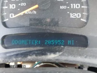2004 Chevrolet Tahoe LS with VIN 1GNEC13T64J282970, listed as a IAAI auction lot 41879458 with 205,952 mi miles and . Bid and sale history available at DreamBid. Image 7.