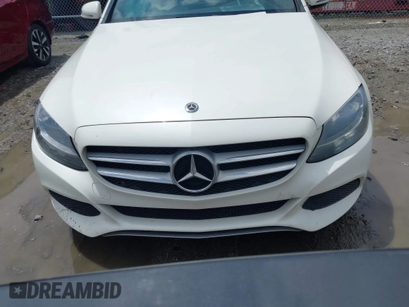 2018 Mercedes-Benz C 300 with VIN 55SWF4JB5JU250805, listed as a IAAI auction lot 42365382 with 48,347 mi miles and . Bid and sale history available at DreamBid. Image 12.
