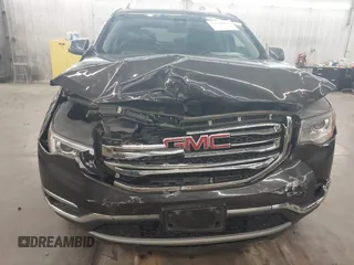 2017 GMC Acadia SLT z VIN 1GKKNWLS6HZ204579, wystawiony jako IAAI lot #42150902 z przebiegiem 122 009 mil mil oraz . Historia ofert i sprzedaży dostępna na DreamBid. Obrazek 6.