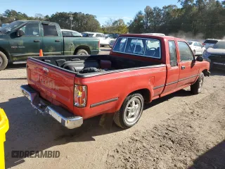1992 Toyota Pickup DLX z VIN JT4RN93P1N5060207, wystawiony jako Copart lot #82868564 z przebiegiem 231 088 mil mil oraz Szkoda całkowita • Salvage title. Historia ofert i sprzedaży dostępna na DreamBid. Obrazek 3.