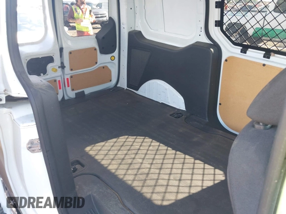2018 Ford Transit Connect XLT z VIN NM0LS7F76J1377283, wystawiony jako IAAI lot #42222008 z przebiegiem 140 667 mil mil oraz . Historia ofert i sprzedaży dostępna na DreamBid. Obrazek 8.