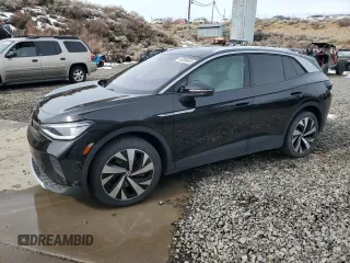 2022 Volkswagen ID.4 Pro S z VIN WVGUNPE26NP038011, wystawiony jako Copart lot #45306465 z przebiegiem 35 637 mil mil oraz Szkody całkowita. Historia ofert i sprzedaży dostępna na DreamBid. Obrazek 1.
