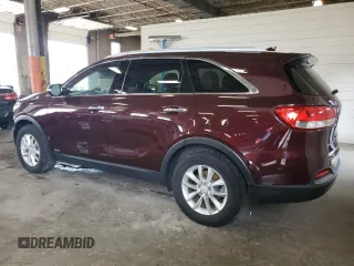 2017 Kia Sorento LX z VIN 5XYPGDA37HG289670, wystawiony jako Copart lot #61502485 z przebiegiem 87 309 mil mil oraz Szkoda całkowita • Salvage title. Historia ofert i sprzedaży dostępna na DreamBid. Obrazek 2.