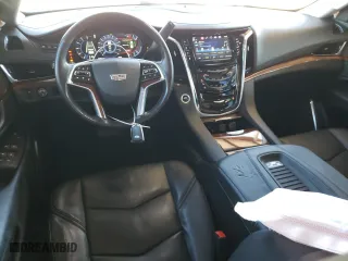 2018 Cadillac Escalade Luxury with VIN 1GYS3BKJ8JR197833, listed as a Copart auction lot 83692694 with 69,821 mi miles and Salvage Title. Bid and sale history available at carsss.com. Image 8.