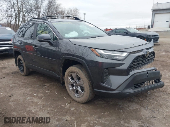 2024 Toyota RAV4 XLE with VIN 2T3P1RFV7RW442253, listed as a IAAI auction lot 41836085 with 31,378 mi miles and . Bid and sale history available at DreamBid. Image 1.