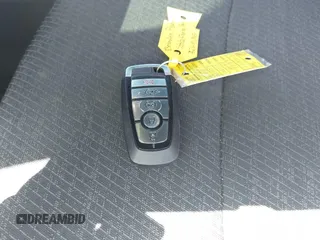 2021 Ford F-150 XL с VIN 1FTEW1C58MFC30387, выставлен на аукционе IAAI как лот 41859827 с пробегом 81 323 миль миль и . История ставок и продаж доступна на DreamBid. Изображение 11.