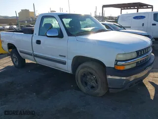 2001 Chevrolet Silverado 1500 LS with VIN 1GCEK14T71Z329088, listed as a IAAI auction lot 41510286 with 312,979 mi miles. Bid and sale history available at carsss.com. Image 1.