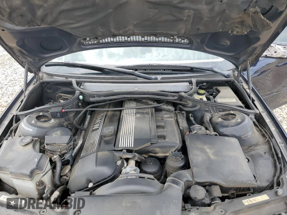 2005 BMW 3 Series 330xi with VIN WBAEW53495PN37185, listed as a Copart auction lot 56757665 with 123,515 mi miles and Salvage title. Bid and sale history available at DreamBid. Image 11.