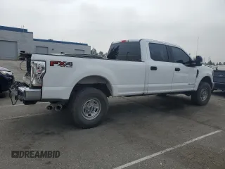 2018 Ford F-250 XL z VIN 1FT7W2BT6JEC26399, wystawiony jako Copart lot #55043405 z przebiegiem 145 554 mil mil oraz Szkoda całkowita • Salvage title. Historia ofert i sprzedaży dostępna na DreamBid. Obrazek 3.