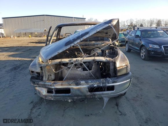 1998 Dodge Ram 1500 with VIN 1B7HC16X3WS565215, listed as a Copart auction lot 42977295 with 0 mi miles and Salvage Title. Bid and sale history available at carsss.com. Image 5.