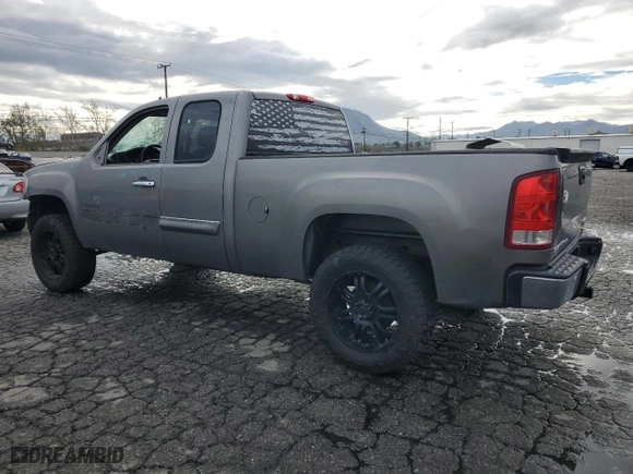 2013 GMC Sierra 1500 SLE with VIN 1GTR2VE77DZ274253, listed as a Copart auction lot 48046615 with 176,168 mi miles and Salvage Title. Bid and sale history available at carsss.com. Image 2.