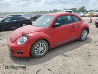 2012 Volkswagen Beetle Entry с VIN 3VWFP7AT7CM616302, выставлен на аукционе Copart как лот 55468405 с пробегом 133 637 миль миль и Списание • Salvage title. История ставок и продаж доступна на DreamBid. Изображение 1.