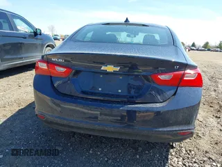 2018 Chevrolet Malibu LT with VIN 1G1ZD5ST4JF206025, listed as a IAAI auction lot 42081714 with 65,069 mi miles and . Bid and sale history available at carsss.com. Image 17.