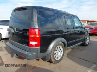 2005 Land Rover LR3 SE with VIN SALAE25425A322775, listed as a IAAI auction lot 41866103 with 127,888 mi miles. Bid and sale history available at carsss.com. Image 4.