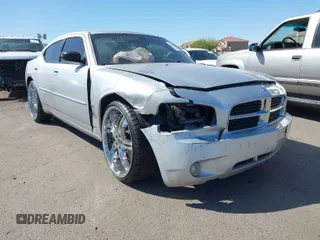 2007 Dodge Charger with VIN 2B3KA43G77H641238, listed as a IAAI auction lot 41968835 with 261,599 mi miles. Bid and sale history available at carsss.com. Image 1.