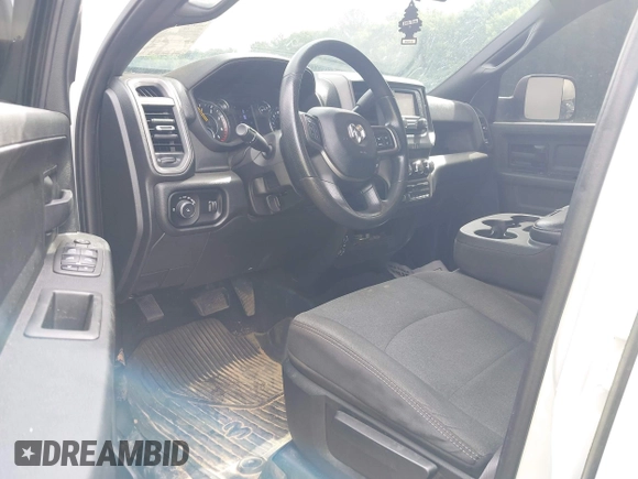 2022 Ram 2500 Tradesman with VIN 3C6UR5CL9NG159894, listed as a IAAI auction lot 42351239 with 158,088 mi miles and . Bid and sale history available at DreamBid. Image 5.