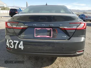 2025 Toyota Camry LE z VIN 4T1DAACK5SU523538, wystawiony jako Copart lot #55269975 z przebiegiem Nie podano mil oraz Nie do naprawy • Non repairable. Historia ofert i sprzedaży dostępna na DreamBid. Obrazek 6.