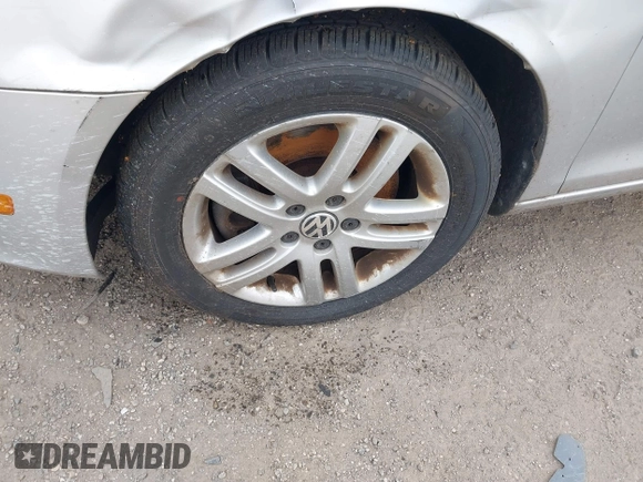 2011 Volkswagen Jetta TDI with VIN 3VWPL7AJ4BM707069, listed as a IAAI auction lot 41365820 with 126,015 mi miles and . Bid and sale history available at DreamBid. Image 12.