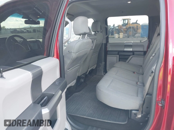 2016 Ford F-150 XLT with VIN 1FTEW1EP0GKE47071, listed as a IAAI auction lot 41950243 with 92,138 mi miles and . Bid and sale history available at carsss.com. Image 8.