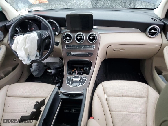 2019 Mercedes-Benz GLC with VIN WDC0G4KBXKV140350, listed as a Copart auction lot 82037374 with 27,137 mi miles and Salvage Title. Bid and sale history available at carsss.com. Image 8.