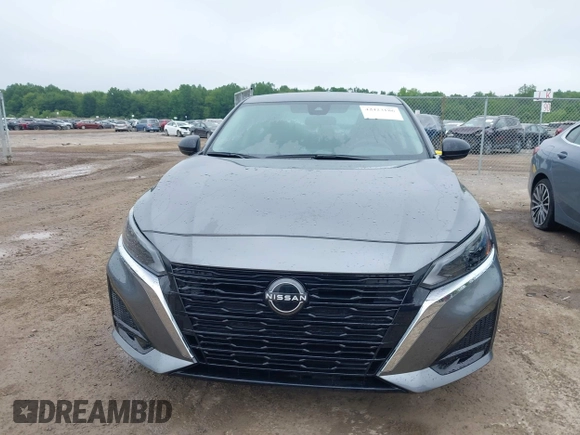 2024 Nissan Altima SV with VIN 1N4BL4DV8RN331363, listed as a IAAI auction lot 42423186 with 12,512 mi miles and . Bid and sale history available at DreamBid. Image 12.