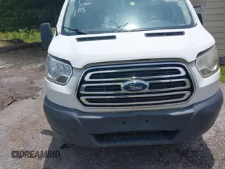 2018 Ford Transit с VIN 1FTYR1ZM8JKA50770, выставлен на аукционе IAAI как лот 42422460 с пробегом 148 735 миль миль и . История ставок и продаж доступна на DreamBid. Изображение 13.