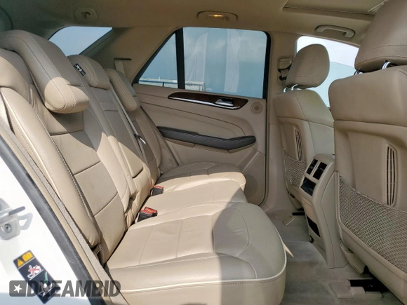 2013 Mercedes-Benz M 350 z VIN 4JGDA5JB7DA252092, wystawiony jako Copart lot #57122915 z przebiegiem 71 502 mil mil oraz Szkoda całkowita • Salvage title. Historia ofert i sprzedaży dostępna na DreamBid. Obrazek 11.