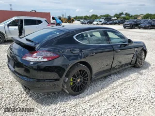 2011 Porsche Panamera Turbo with VIN WP0AC2A76BL090730, listed as a Copart auction lot 71494254 with 117,743 mi miles and Salvage Title. Bid and sale history available at carsss.com. Image 3.