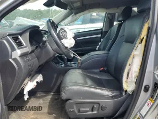 2017 Toyota Highlander XLE с VIN 5TDJZRFHXHS464966, выставлен на аукционе Copart как лот 64739515 с пробегом 115 053 миль миль и Списание • Salvage title. История ставок и продаж доступна на DreamBid. Изображение 7.