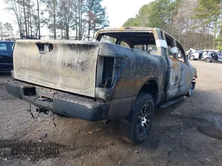 2018 Nissan Titan SV z VIN 1N6AA1EJ2JN526477, wystawiony jako IAAI lot #41872455 z przebiegiem Nie podano mil oraz . Historia ofert i sprzedaży dostępna na DreamBid. Obrazek 4.