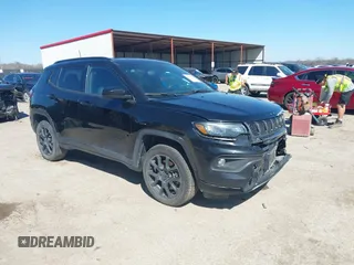 2023 Jeep Compass Latitude z VIN 3C4NJDBN2PT507868, wystawiony jako IAAI lot #41760268 z przebiegiem 35 837 mil mil oraz . Historia ofert i sprzedaży dostępna na DreamBid. Obrazek 1.