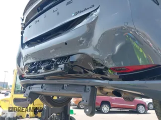 2024 Toyota Prius SE z VIN JTDACACU1R3033326, wystawiony jako IAAI lot #42174204 z przebiegiem 11 273 mil mil oraz . Historia ofert i sprzedaży dostępna na DreamBid. Obrazek 21.