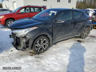 2022 Toyota C-HR XLE with VIN JTNKHMBX0N1133003, listed as a Copart auction lot 45582095 with 58,052 mi miles and Clean Title. Bid and sale history available at carsss.com. Image 1.