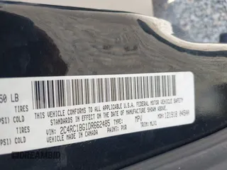 2013 Chrysler Town & Country Touring with VIN 2C4RC1BG1DR662485, listed as a IAAI auction lot 42109856 with 153,277 mi miles. Bid and sale history available at carsss.com. Image 9.