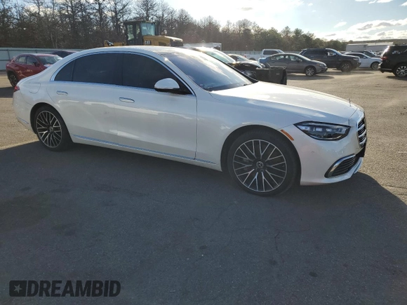 2023 Mercedes-Benz S-Class S 580 with VIN W1K6G7GB3PA200614, listed as a Copart auction lot 83453414 with 15,481 mi miles and Salvage Title. Bid and sale history available at carsss.com. Image 4.