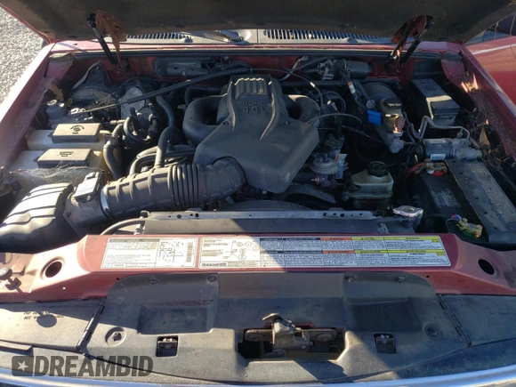 1997 Ford Explorer XL z VIN 1FMDU32E7VZB27827, wystawiony jako Copart lot #88686485 z przebiegiem 237 485 mil mil oraz Szkoda całkowita • Salvage title. Historia ofert i sprzedaży dostępna na DreamBid. Obrazek 12.