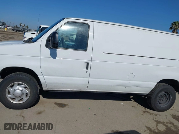2013 Ford Econoline Cargo Commercial с VIN 1FTNE2EL7DDA63780, выставлен на аукционе IAAI как лот 42292669 с пробегом 277 085 миль миль и . История ставок и продаж доступна на DreamBid. Изображение 15.
