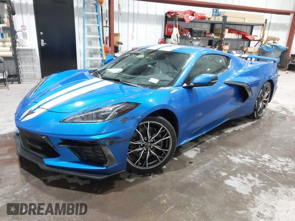 2025 Chevrolet Corvette 1LT with VIN 1G1YA2D42S5105159, listed as a IAAI auction lot 41339189 with 877 mi miles. Bid and sale history available at carsss.com. Image 17.