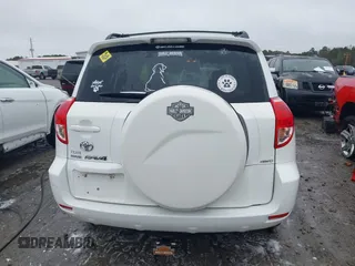 2007 Toyota RAV4 with VIN JTMBK33V976014286, listed as a IAAI auction lot 41568927 with 121,791 mi miles. Bid and sale history available at carsss.com. Image 16.