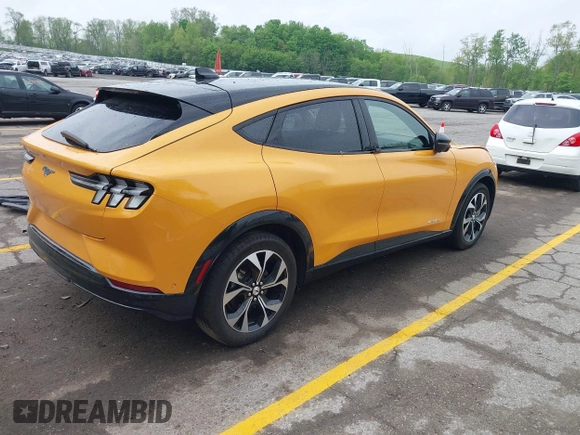 2023 Ford Mustang Mach-E Premium с VIN 3FMTK3SS2PMA49095, выставлен на аукционе IAAI как лот 42255255 с пробегом 23 307 миль миль и . История ставок и продаж доступна на DreamBid. Изображение 4.