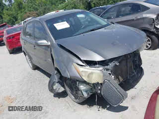 2005 Pontiac Vibe with VIN 5Y2SL63885Z475693, listed as a IAAI auction lot 42512167 with 173,261 mi miles and . Bid and sale history available at DreamBid. Image 1.
