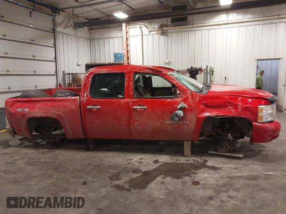 2011 Chevrolet Silverado 1500 with VIN 1GCPKTE37BF210785, listed as a IAAI auction lot 41632007 with 239,014 mi miles and . Bid and sale history available at DreamBid. Image 13.
