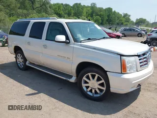 2006 Cadillac Escalade ESV z VIN 3GYFK66N26G104191, wystawiony jako IAAI lot #42496990 z przebiegiem 183 338 mil mil oraz . Historia ofert i sprzedaży dostępna na DreamBid. Obrazek 1.