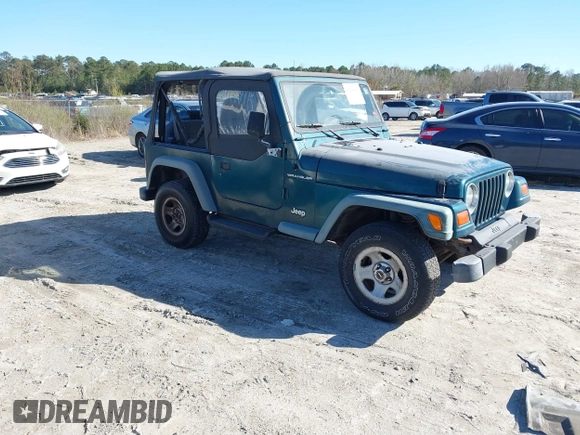 1997 Jeep Wrangler SE with VIN 1J4FY29P2VP492327, listed as a IAAI auction lot 41824808 with 156,646 mi miles. Bid and sale history available at carsss.com. Image 1.