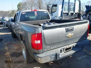 2007 Chevrolet Silverado 1500 LTZ with VIN 1GCEK19037Z512348, listed as a IAAI auction lot 41780151 with 1 mi miles. Bid and sale history available at carsss.com. Image 3.