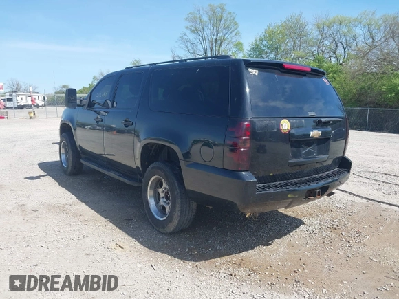 2007 Chevrolet Suburban LT with VIN 3GNGK26K57G270206, listed as a IAAI auction lot 42102684 with 220,759 mi miles and . Bid and sale history available at DreamBid. Image 3.