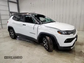 2025 Jeep Compass Limited with VIN 3C4NJDCN5ST509928, listed as a Copart auction lot 60301765 with 16,106 mi miles and Salvage title. Bid and sale history available at DreamBid. Image 4.