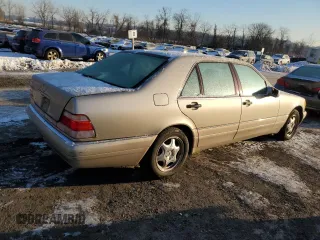 1999 Mercedes-Benz S 320/430/500 z VIN WDBGA33G9XA412054, wystawiony jako Copart lot #42012105 z przebiegiem 151 033 mil mil oraz Czysty tytuł • Clean title. Historia ofert i sprzedaży dostępna na DreamBid. Obrazek 3.
