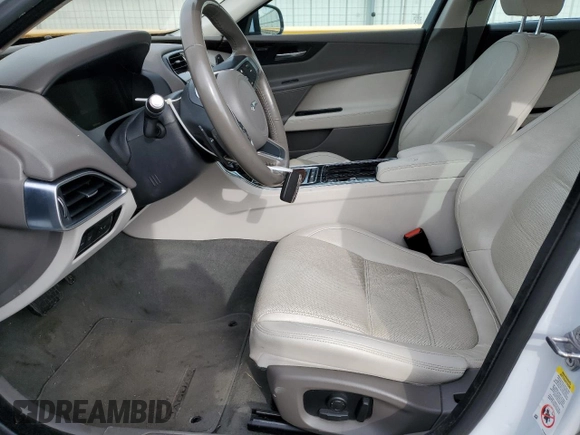 2018 Jaguar XE 25t Prestige with VIN SAJAK4FX4JCP37990, listed as a Copart auction lot 43446104 with 85,831 mi miles. Bid and sale history available at carsss.com. Image 7.